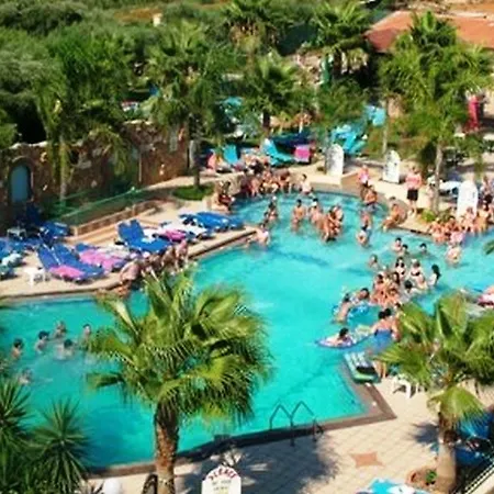 Oasis מלון